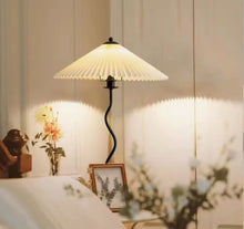 Load image into Gallery viewer, FLOOR LAMP 65
