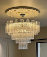 Load image into Gallery viewer, CHANDELIER 363
