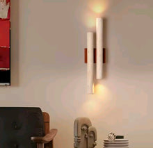 Load image into Gallery viewer, WALL LAMP 211
