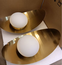 Load image into Gallery viewer, WALL LAMP 213
