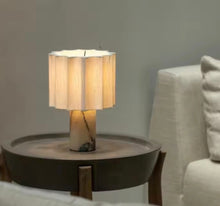 Load image into Gallery viewer, TABLE LAMP 68
