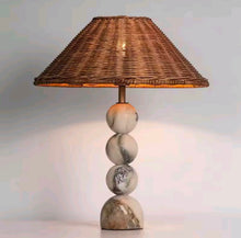 Load image into Gallery viewer, TABLE LAMP 72

