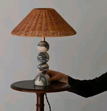 Load image into Gallery viewer, TABLE LAMP 72
