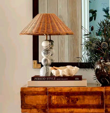 Load image into Gallery viewer, TABLE LAMP 72

