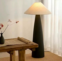 Load image into Gallery viewer, FLOOR LAMP 61
