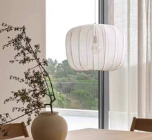 Load image into Gallery viewer, PENDANT LAMP 550
