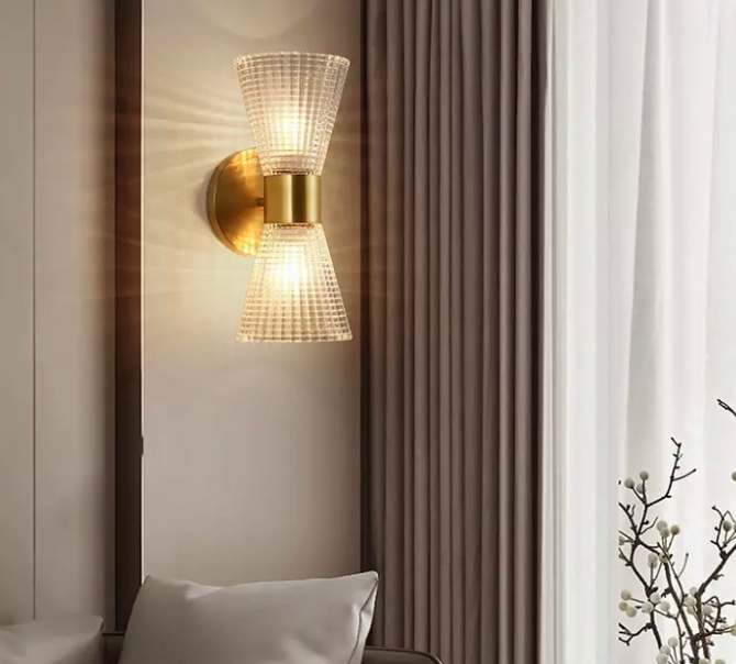 WALL LAMP 73