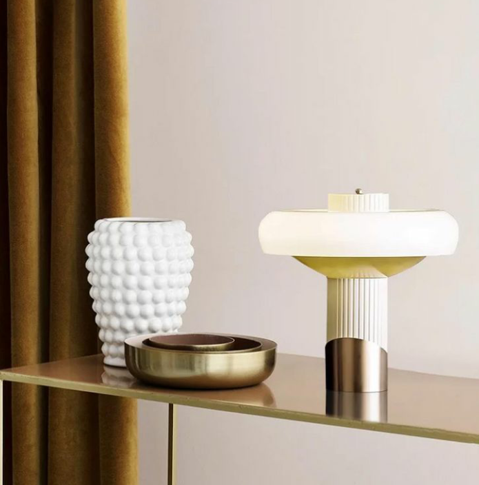 TABLE LAMP 54