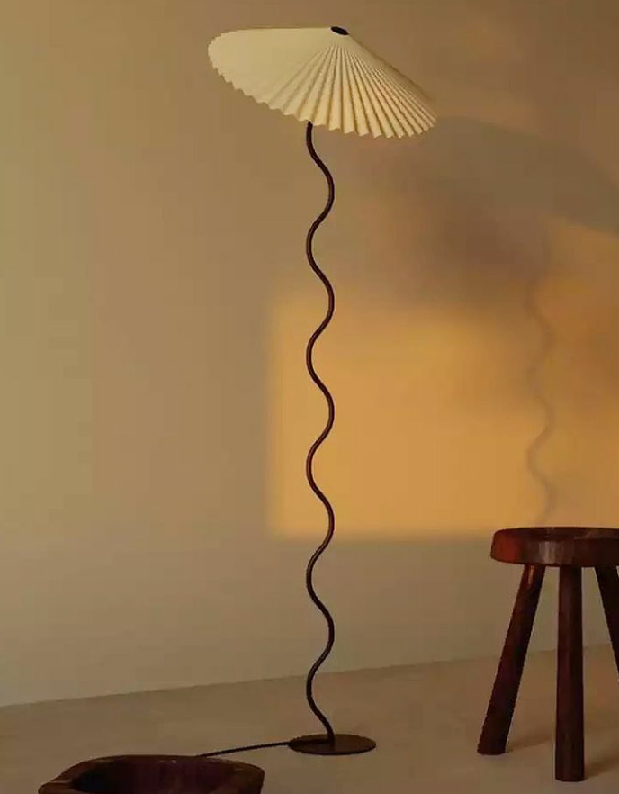 FLOOR LAMP 32