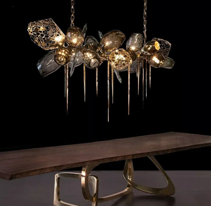 CHANDELIER 302